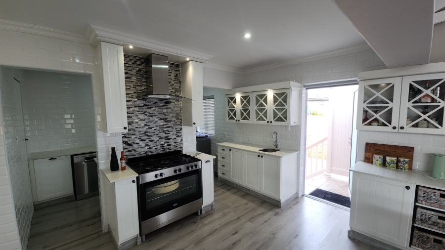 3 Bedroom Property for Sale in Monte Christo Western Cape